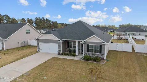 2727 Luna Lane Winterville NC 28590