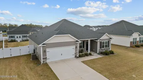 2727 Luna Lane Winterville NC 28590