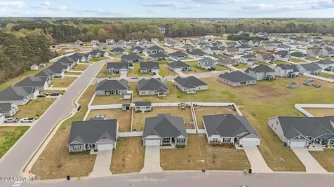 2727 Luna Lane Winterville NC 28590