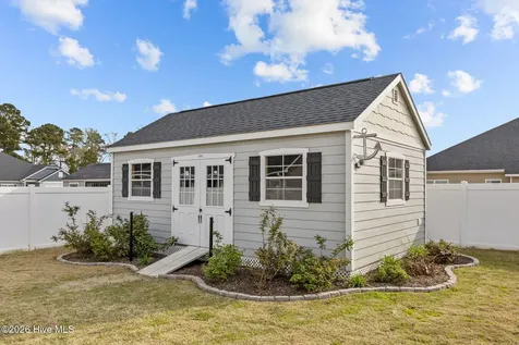 2727 Luna Lane Winterville NC 28590