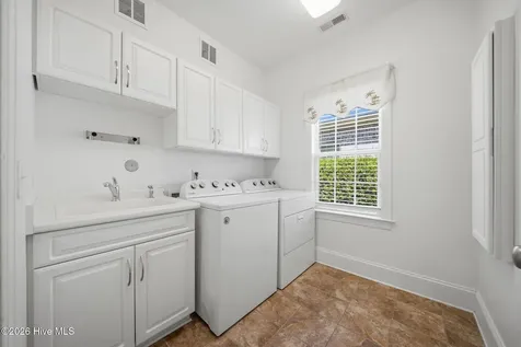 1850 Caribe Court Wilmington NC 28409