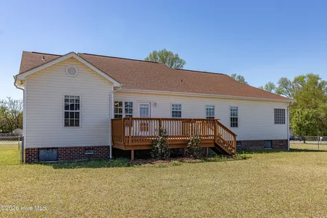 100 Autumn Ridge Drive Pikeville NC 27863