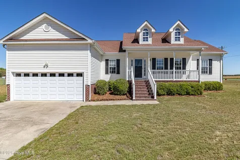 100 Autumn Ridge Drive Pikeville NC 27863