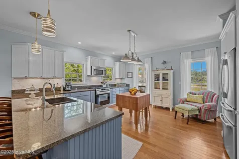 754 Hardison Drive Arapahoe NC 28510