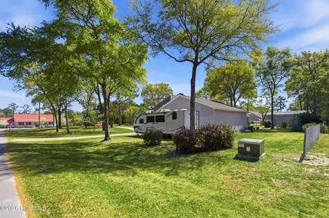 754 Hardison Drive Arapahoe NC 28510