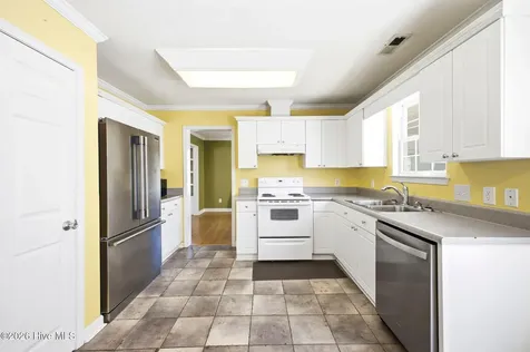 141 Crystal Road Southport NC 28461