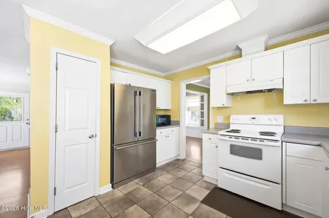 141 Crystal Road Southport NC 28461