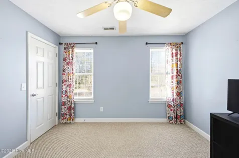 141 Crystal Road Southport NC 28461
