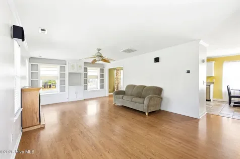 141 Crystal Road Southport NC 28461