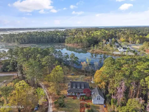 1325 Marsh Line Court SW Shallotte NC 28470