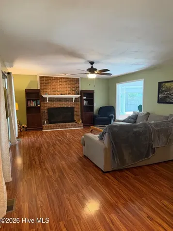 380 W Denny Avenue Pinebluff NC 28373