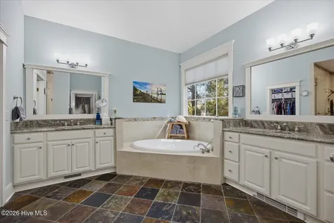 8709 Lake Nona Drive Wilmington NC 28411