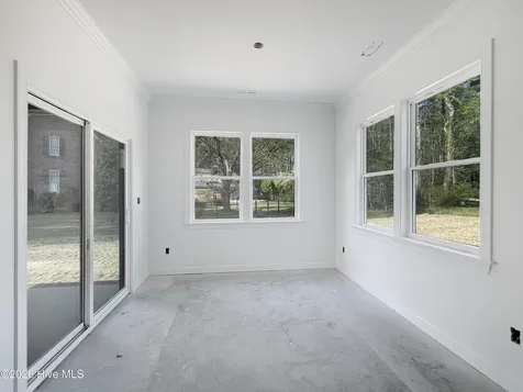 917 Maggie Lane Elizabeth City NC 27909