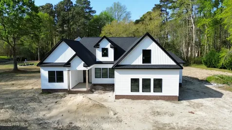 917 Maggie Lane Elizabeth City NC 27909