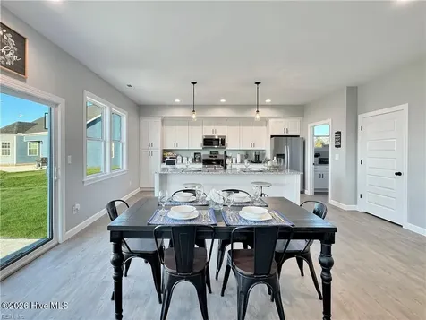 101 Lands End Drive Elizabeth City NC 27909