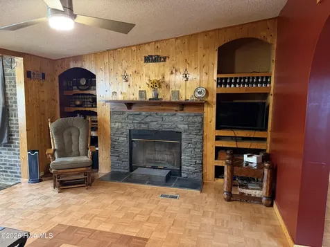 8801 Johns Mill Road Maxton NC 28364