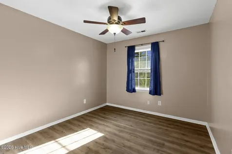 429 Kenwood Drive Jacksonville NC 28540