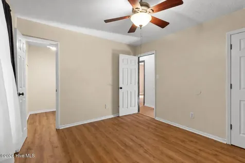 429 Kenwood Drive Jacksonville NC 28540