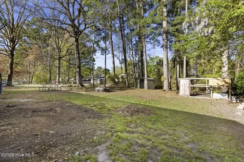 429 Kenwood Drive Jacksonville NC 28540