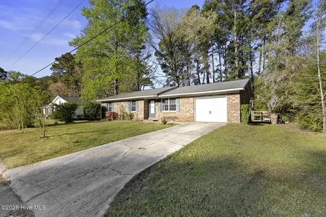 429 Kenwood Drive Jacksonville NC 28540