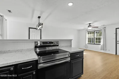 429 Kenwood Drive Jacksonville NC 28540