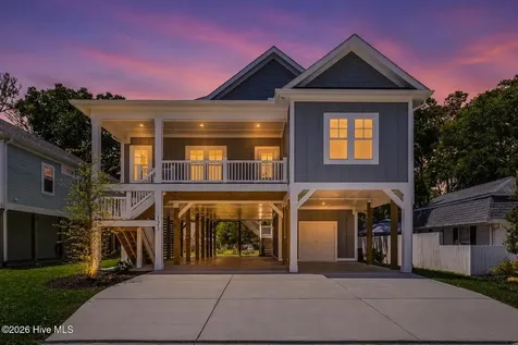 125 NW 19th Street Oak Island NC 28465