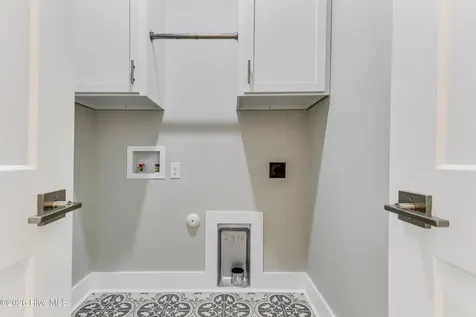 125 NW 19th Street Oak Island NC 28465