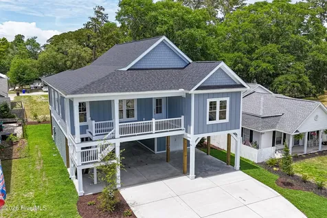 125 NW 19th Street Oak Island NC 28465
