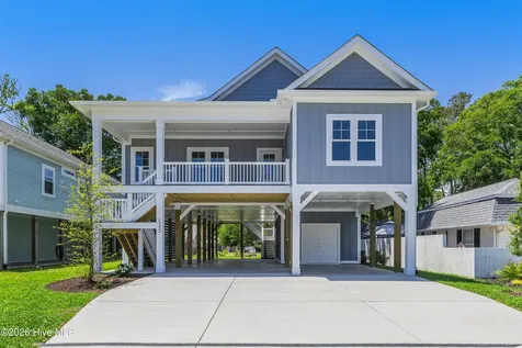 125 NW 19th Street Oak Island NC 28465
