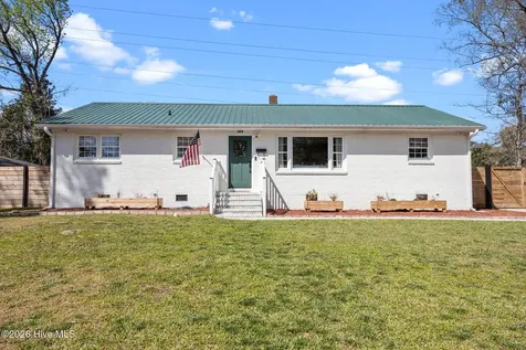 209 Puller Drive Jacksonville NC 28540