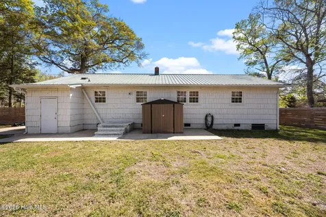 209 Puller Drive Jacksonville NC 28540