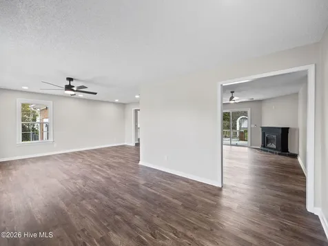 404 Maplehurst Drive Jacksonville NC 28540