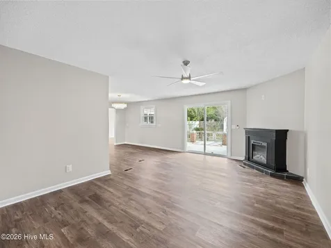 404 Maplehurst Drive Jacksonville NC 28540