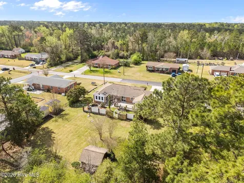 404 Maplehurst Drive Jacksonville NC 28540