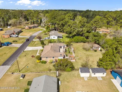 404 Maplehurst Drive Jacksonville NC 28540