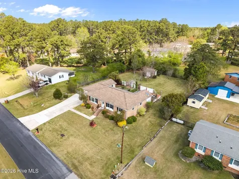 404 Maplehurst Drive Jacksonville NC 28540