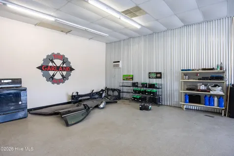 24 S Ingold Avenue Garland NC 28441