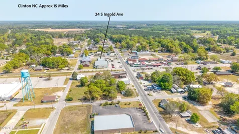 24 S Ingold Avenue Garland NC 28441