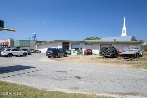 24 S Ingold Avenue Garland NC 28441