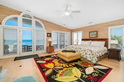 469 Maritime Place Pine Knoll Shores NC 28512