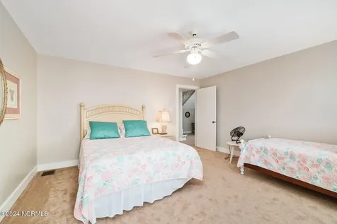 469 Maritime Place Pine Knoll Shores NC 28512