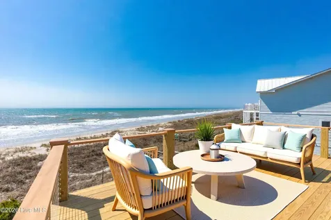 469 Maritime Place Pine Knoll Shores NC 28512
