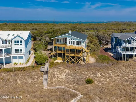 469 Maritime Place Pine Knoll Shores NC 28512
