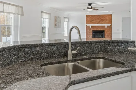 819 Badger Circle Greenville NC 27834