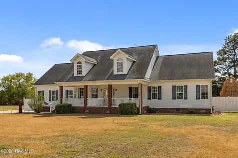 819 Badger Circle Greenville NC 27834