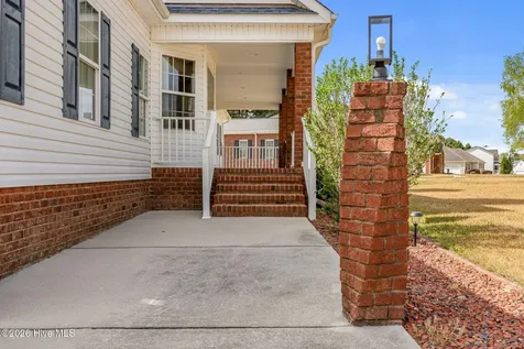 819 Badger Circle Greenville NC 27834