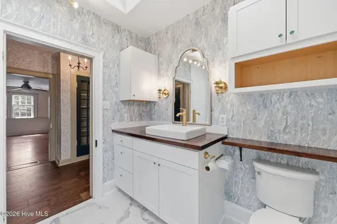 804 Pollock Street New Bern NC 28562
