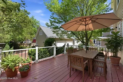 804 Pollock Street New Bern NC 28562