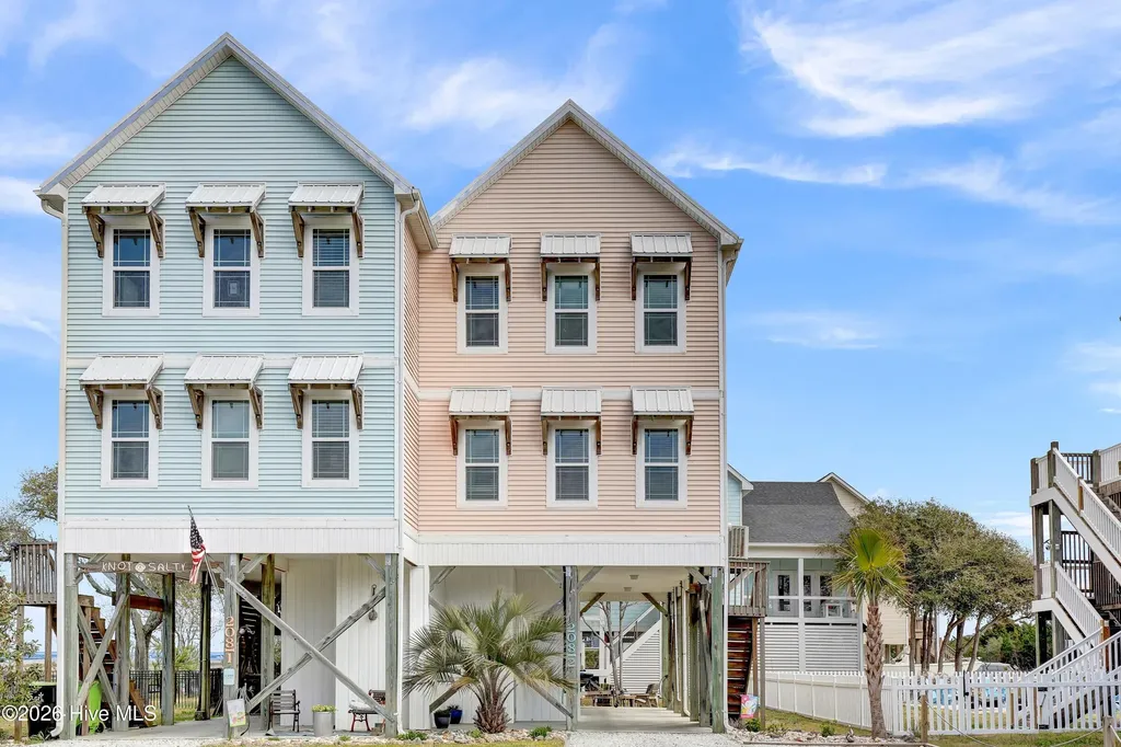 208-2 Gysgt D W Boatman Drive North Topsail Beach NC 28460