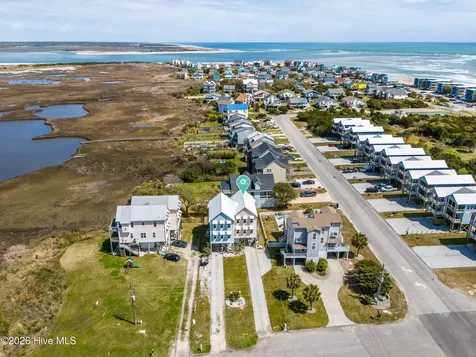 208-2 Gysgt D W Boatman Drive North Topsail Beach NC 28460